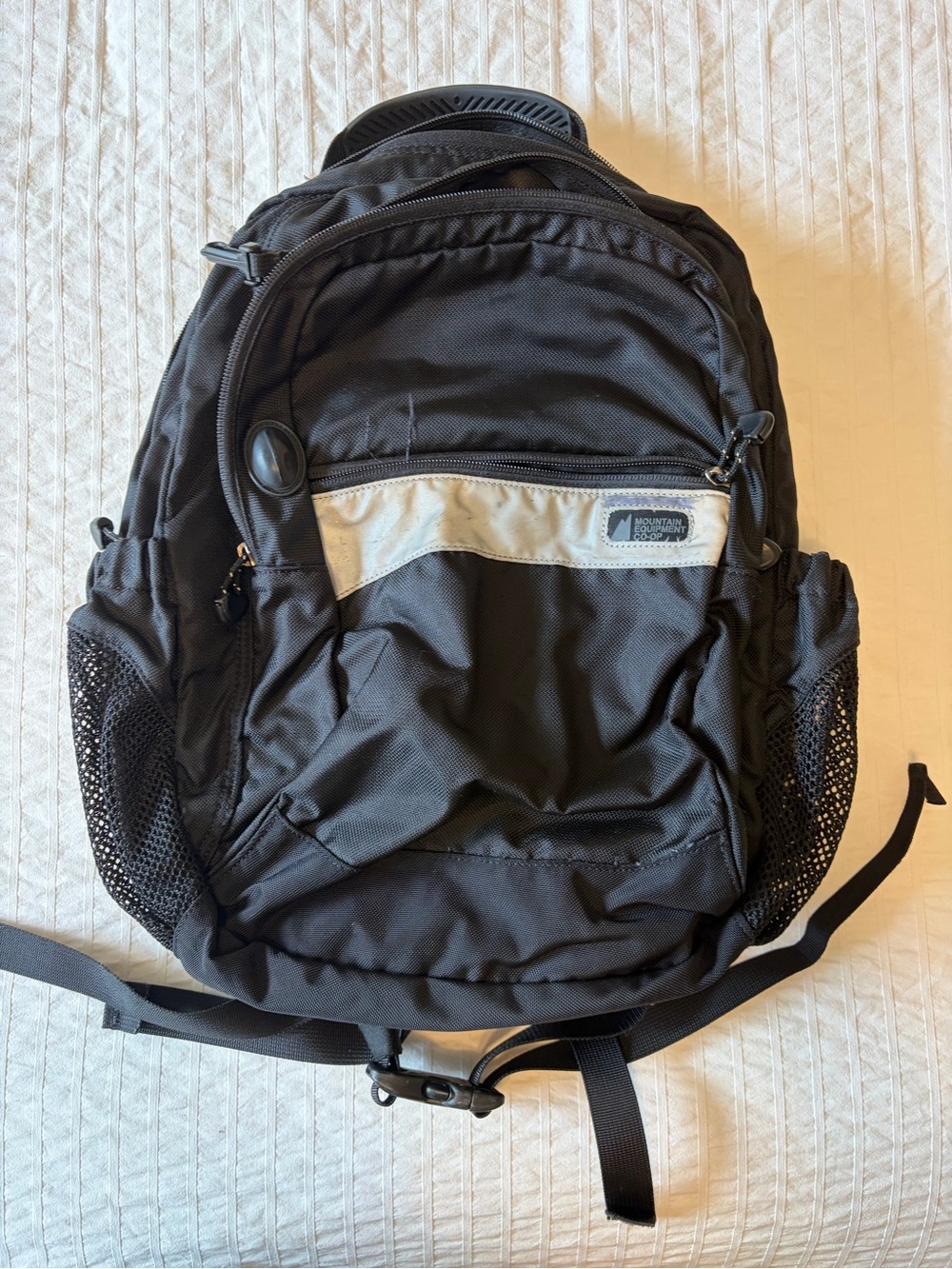 MEC- vintage Mountain Equipment Co-op Deluxe Book Bag / Daypack. Black